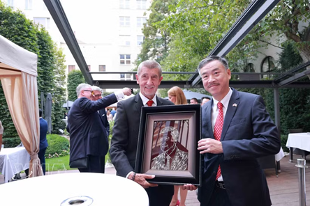 Czech Republic hails Vietnamese community’s role in bilateral ties